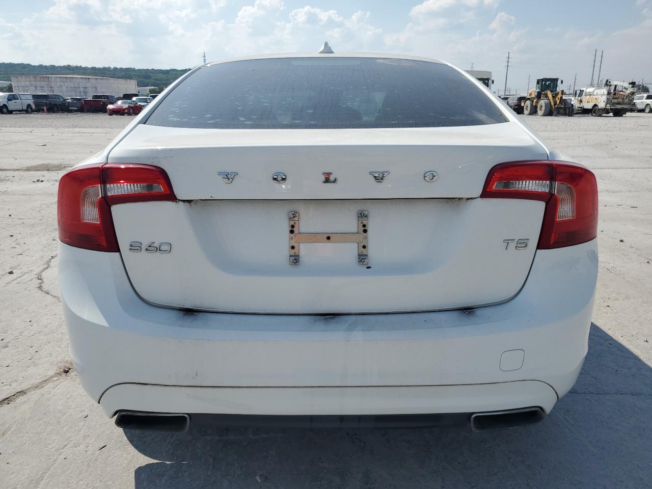 Volvo S60 Premier Image 9