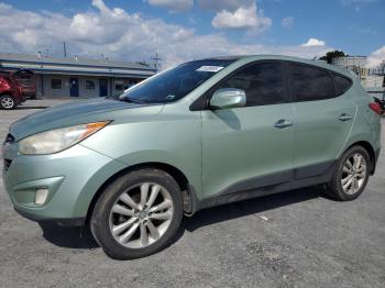  Salvage Hyundai TUCSON