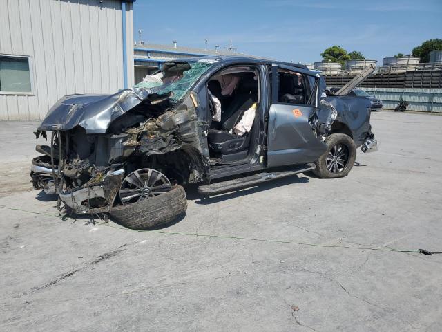  Salvage Nissan Titan