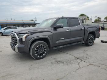  Salvage Toyota Tundra