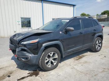  Salvage Jeep Cherokee