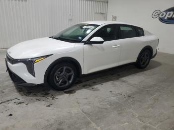  Salvage Kia K4 Lx