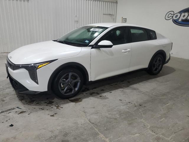  Salvage Kia K4 Lx