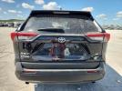 Toyota RAV4 Le Image 9