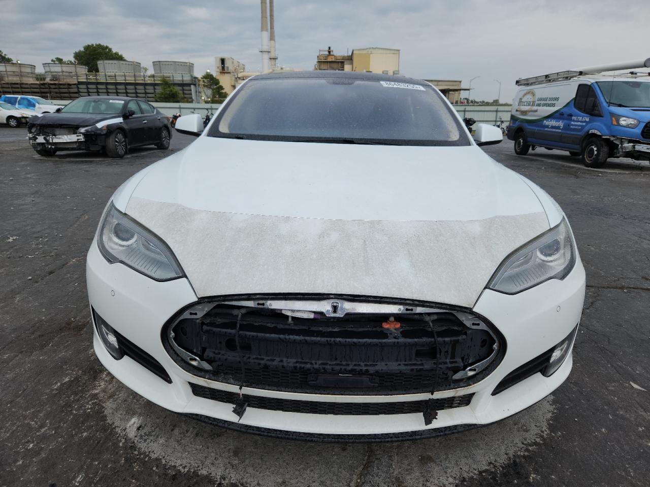 Tesla Model S Image 10