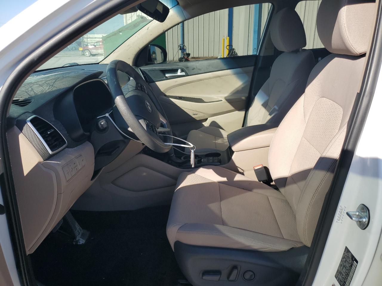 Hyundai TUCSON Limited Image 8