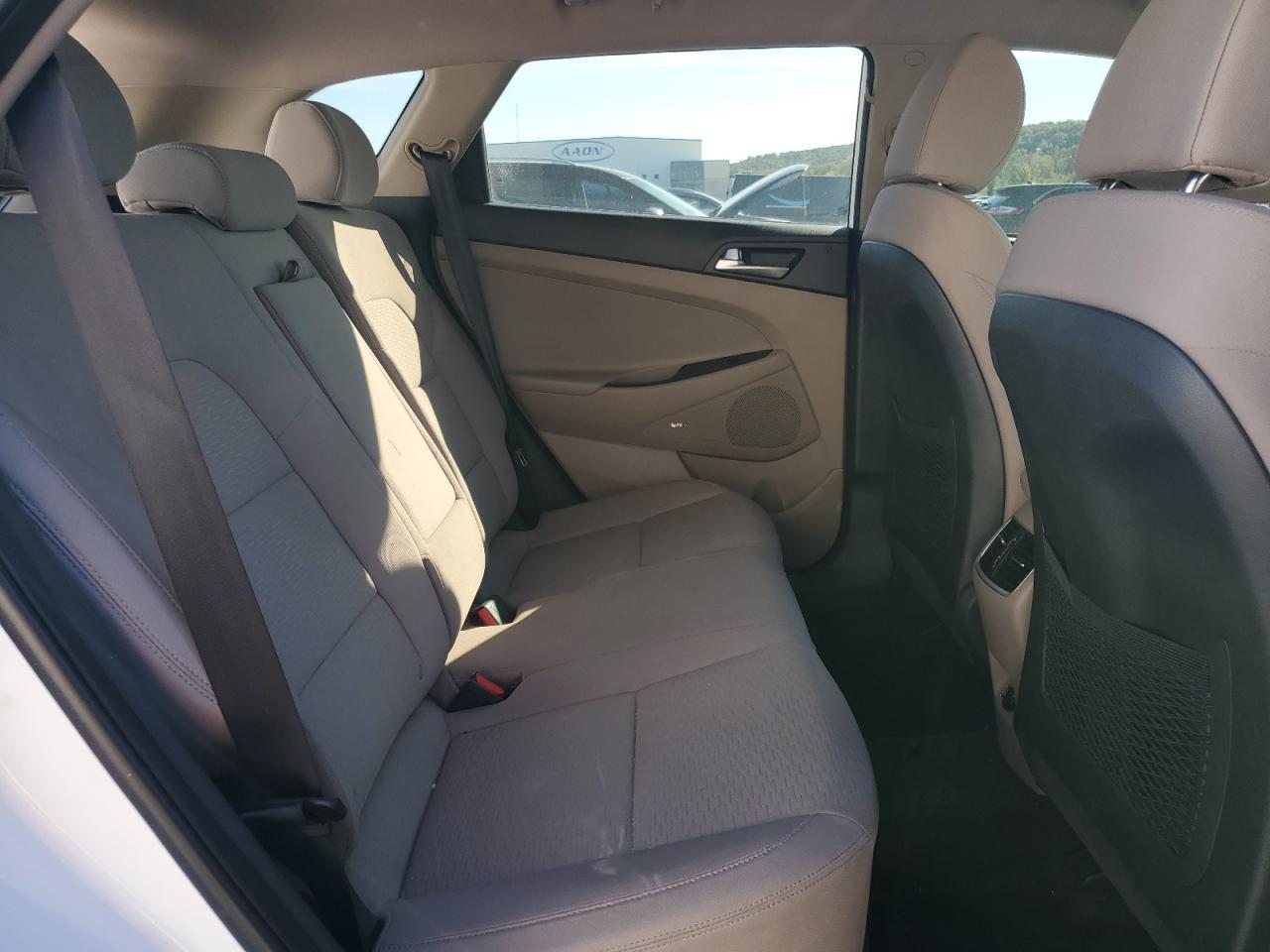 Hyundai TUCSON Limited Image 6