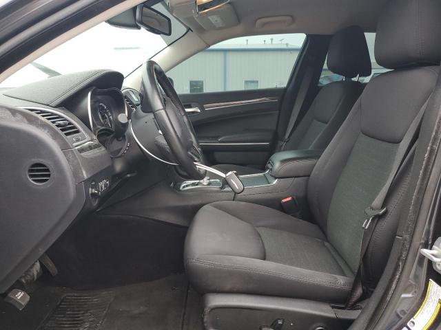 Chrysler 300 Touring Image 12