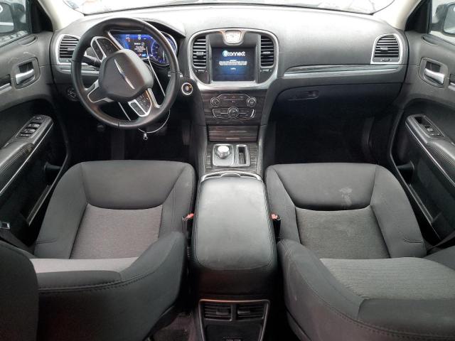 Chrysler 300 Touring Image 7