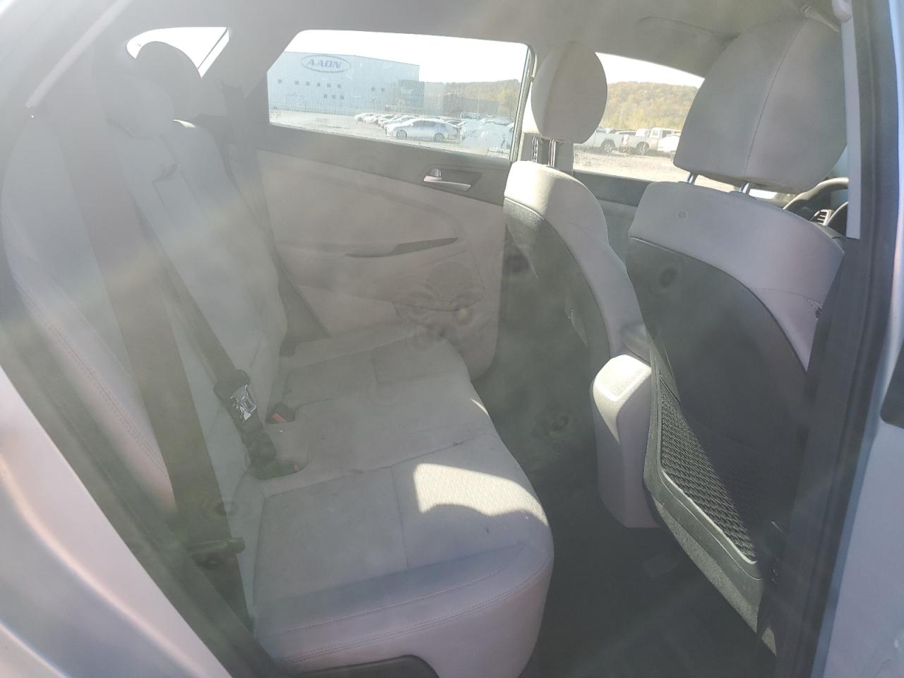 Hyundai TUCSON Limited Image 8