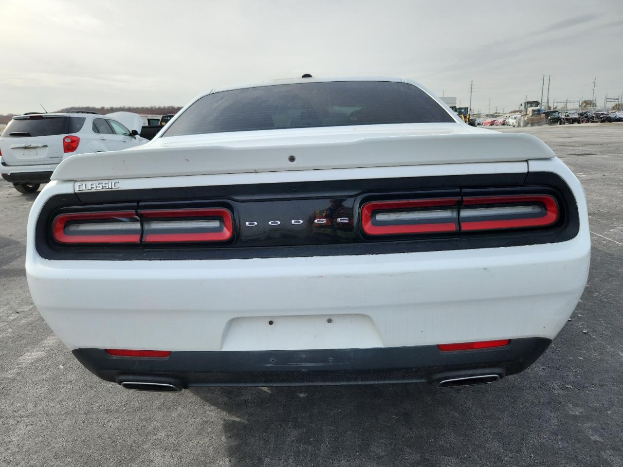 Dodge Challenger Sxt Image 12
