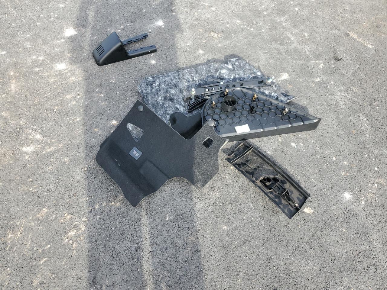 Chrysler 300 S Image 10