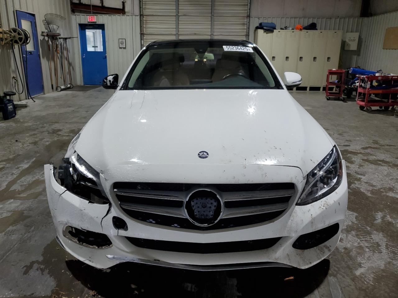 Mercedes-Benz C-Class 300 Image 6