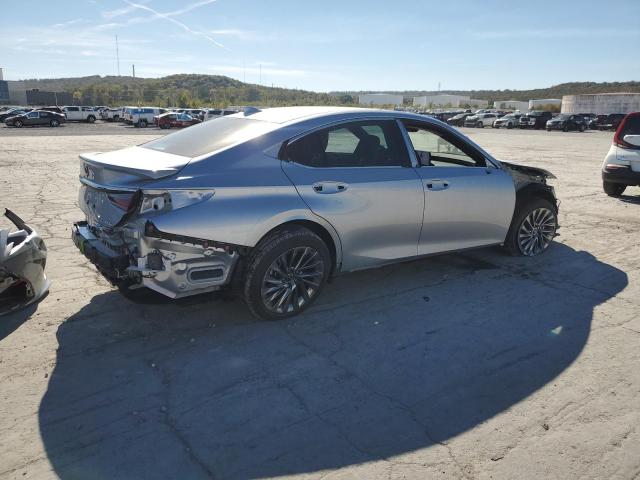 Lexus Es 300h Base Image 9