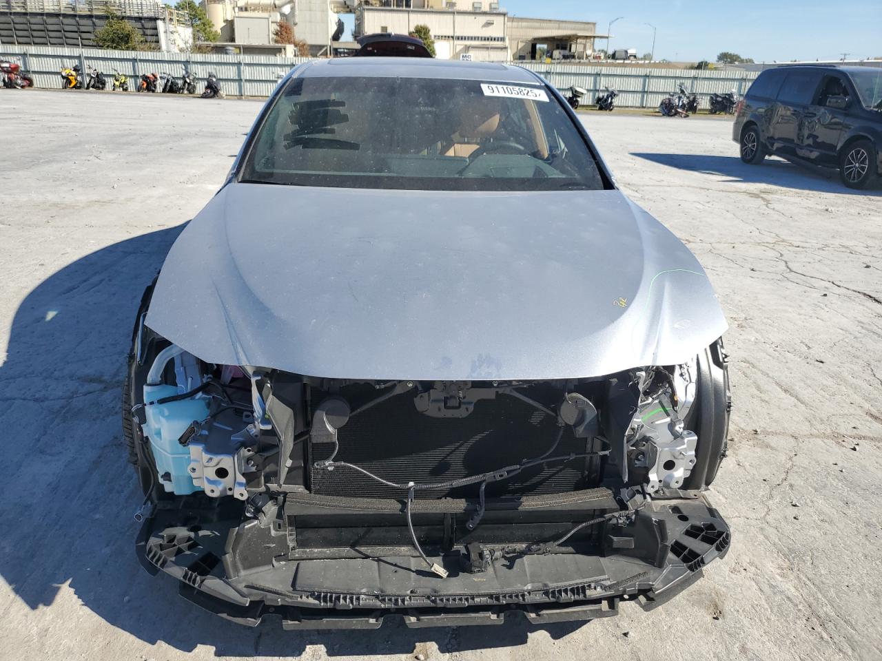 Lexus Es 300h Base Image 3