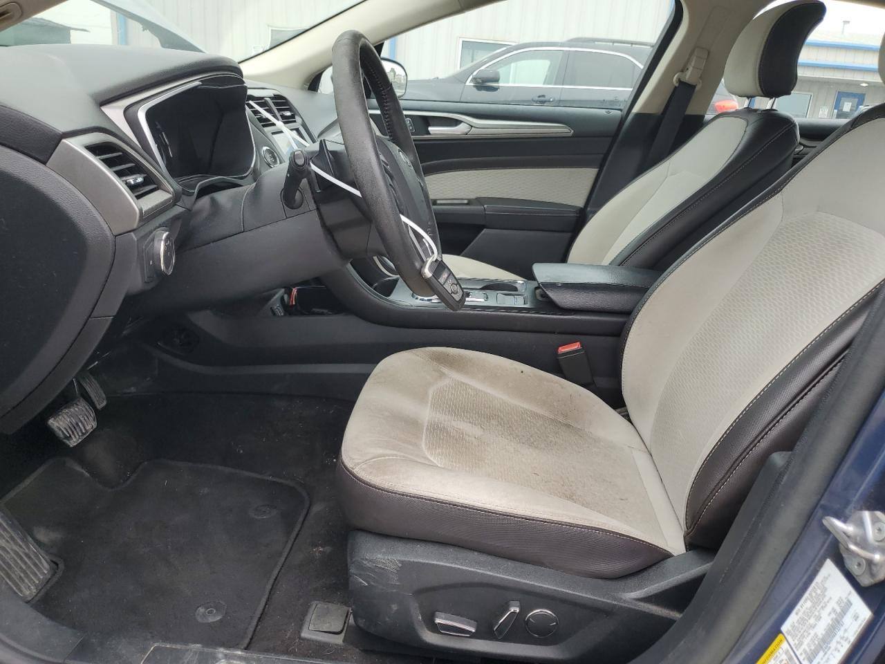 Ford Fusion Se Image 10