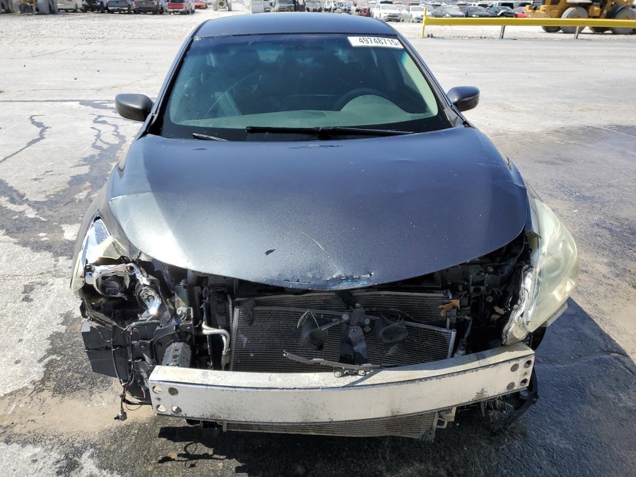 Nissan Altima 2.5 Image 3