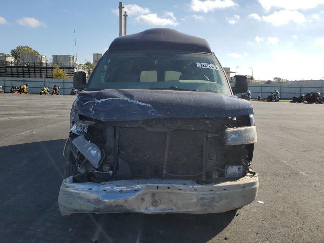 GMC Savana Rv G1500 Image 2