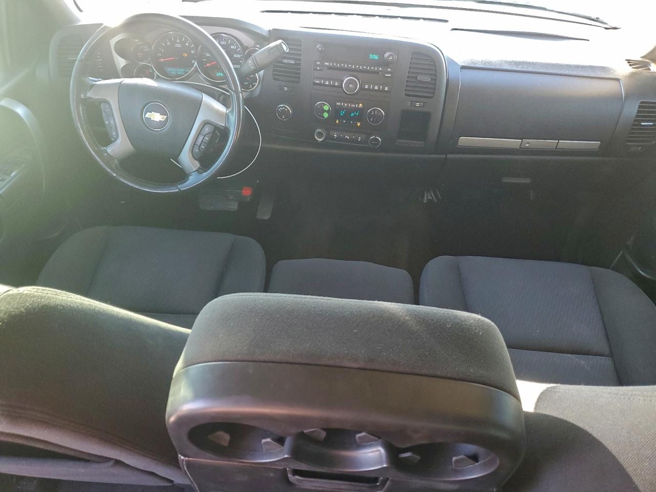 Chevrolet Silverado K1500 Lt Image 9