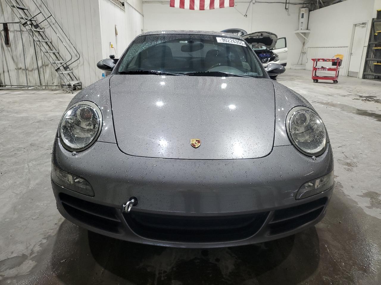 Porsche 911 Carrera S Image 4