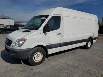  Salvage Mercedes-Benz Sprinter
