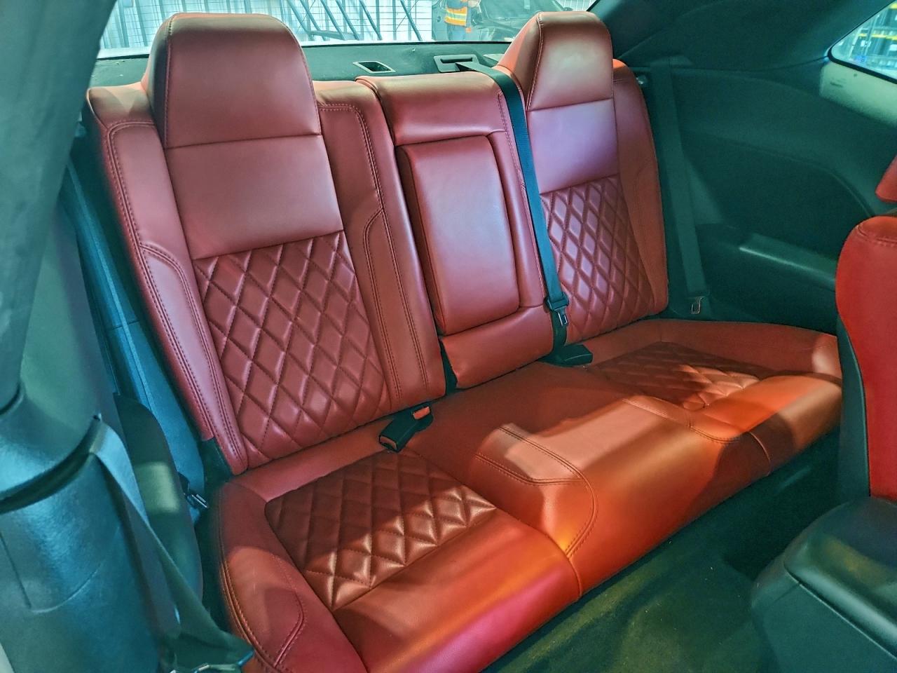 Dodge Challenger Sxt Image 6