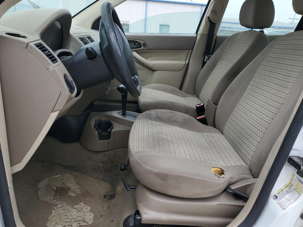 Ford Focus Zx4 Image 12