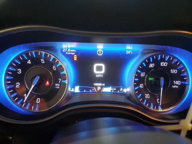 Chrysler 300 Limited Image 10