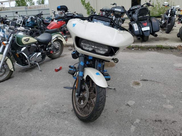 Harley-Davidson Fltrxst Image 2