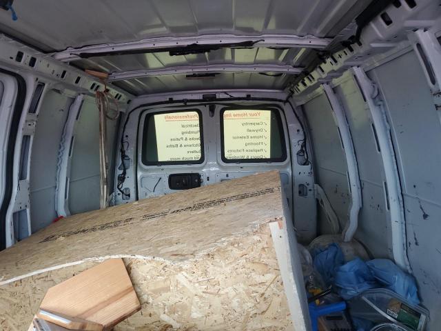 Chevrolet Express Image 6