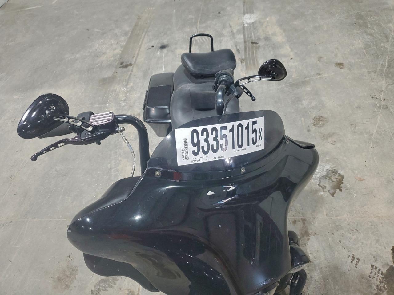 Harley-Davidson Fl Image 3