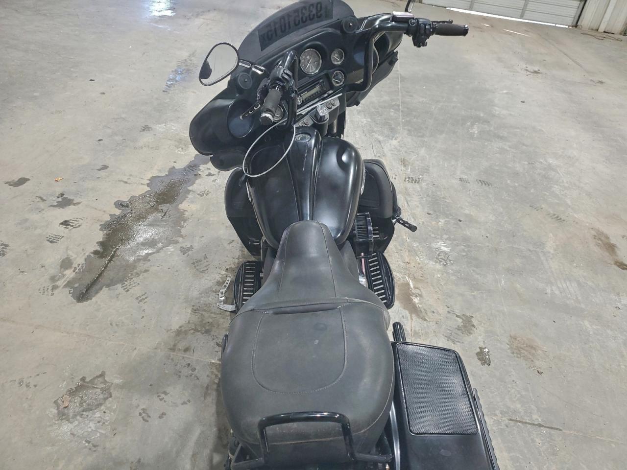 Harley-Davidson Fl Image 7