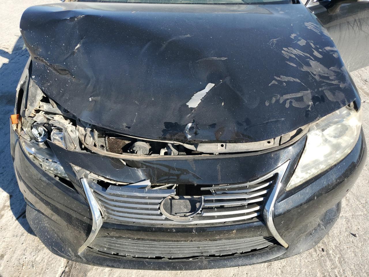 Lexus Es 300h Image 8