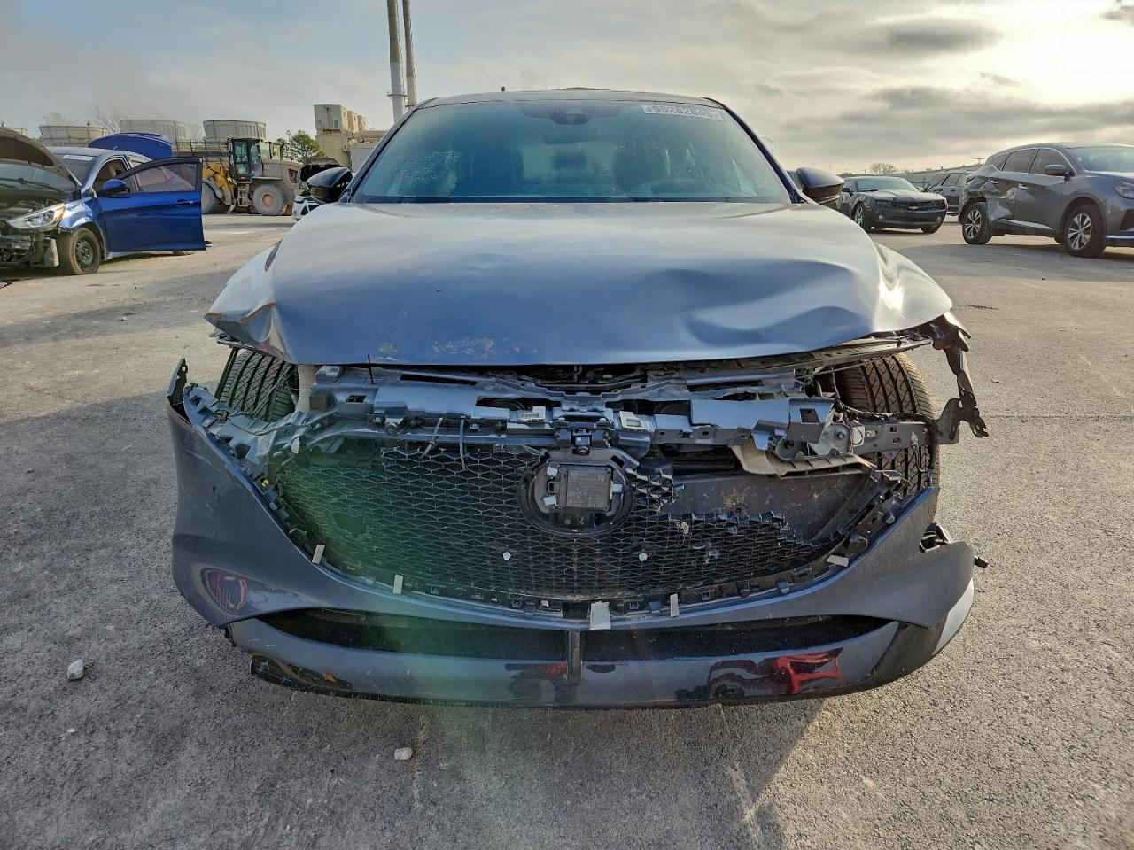 Mazda 3 Premium Plus Image 11