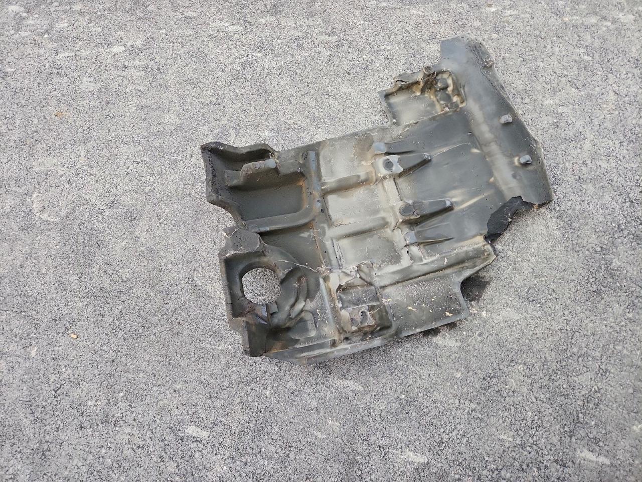 Ford Explorer Xlt Image 9