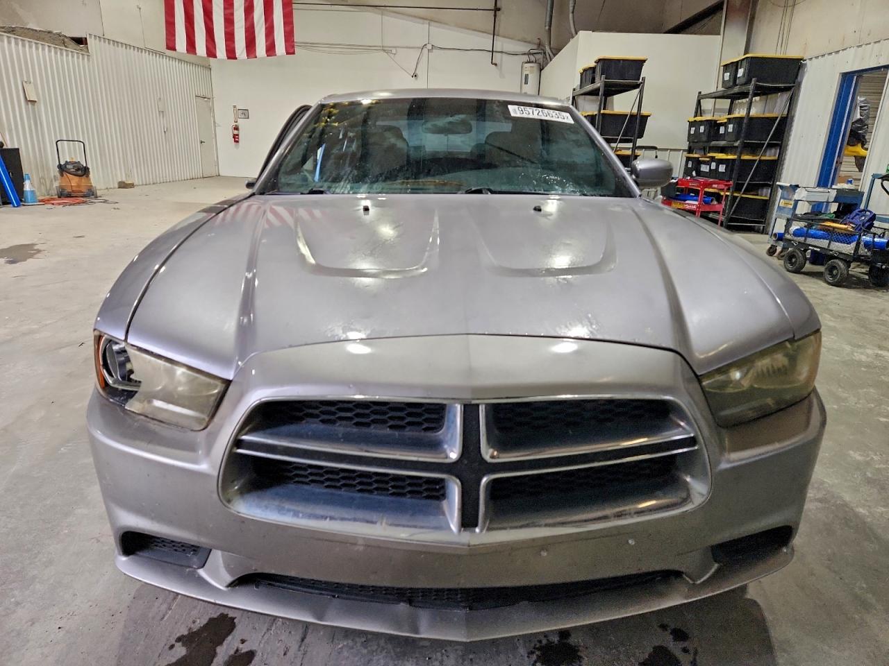 Dodge Charger Se Image 3