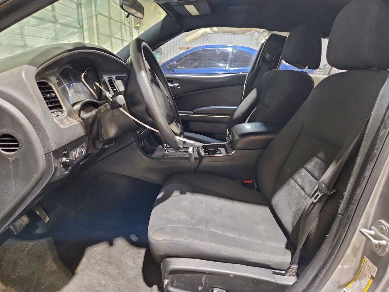 Dodge Charger Se Image 8