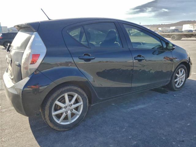 Toyota Prius Image 3