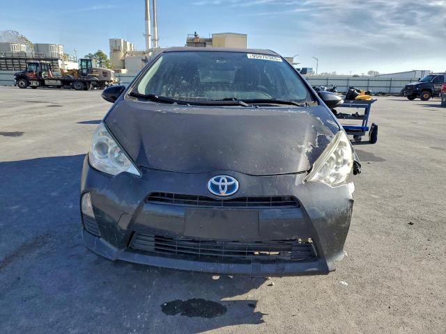 Toyota Prius Image 6