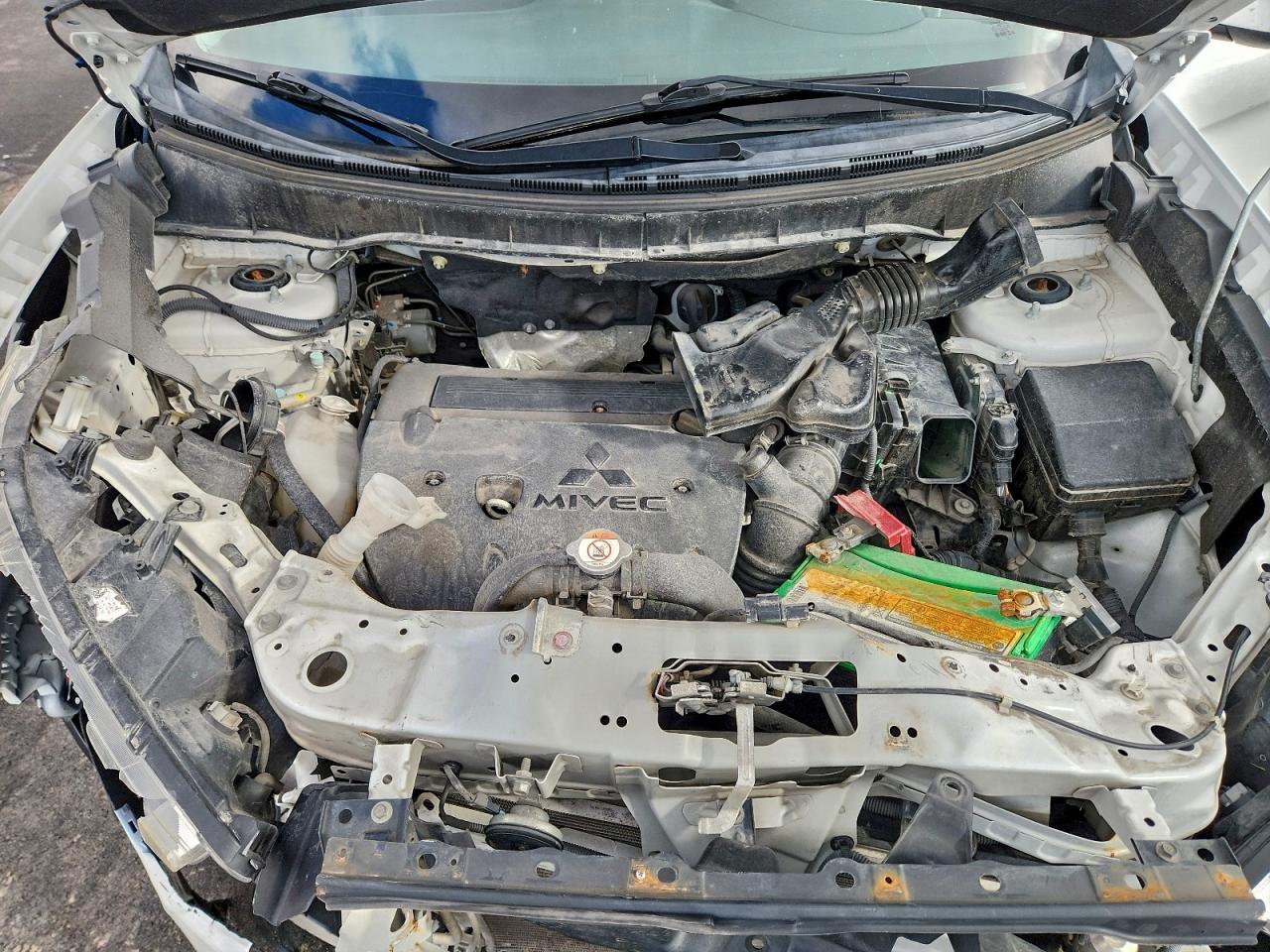 Mitsubishi Outlander Se Image 5