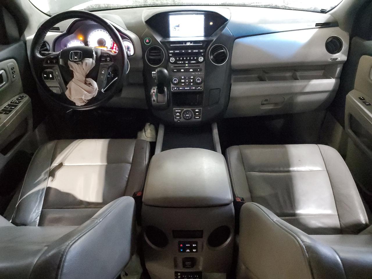 Honda Pilot Touring Image 4