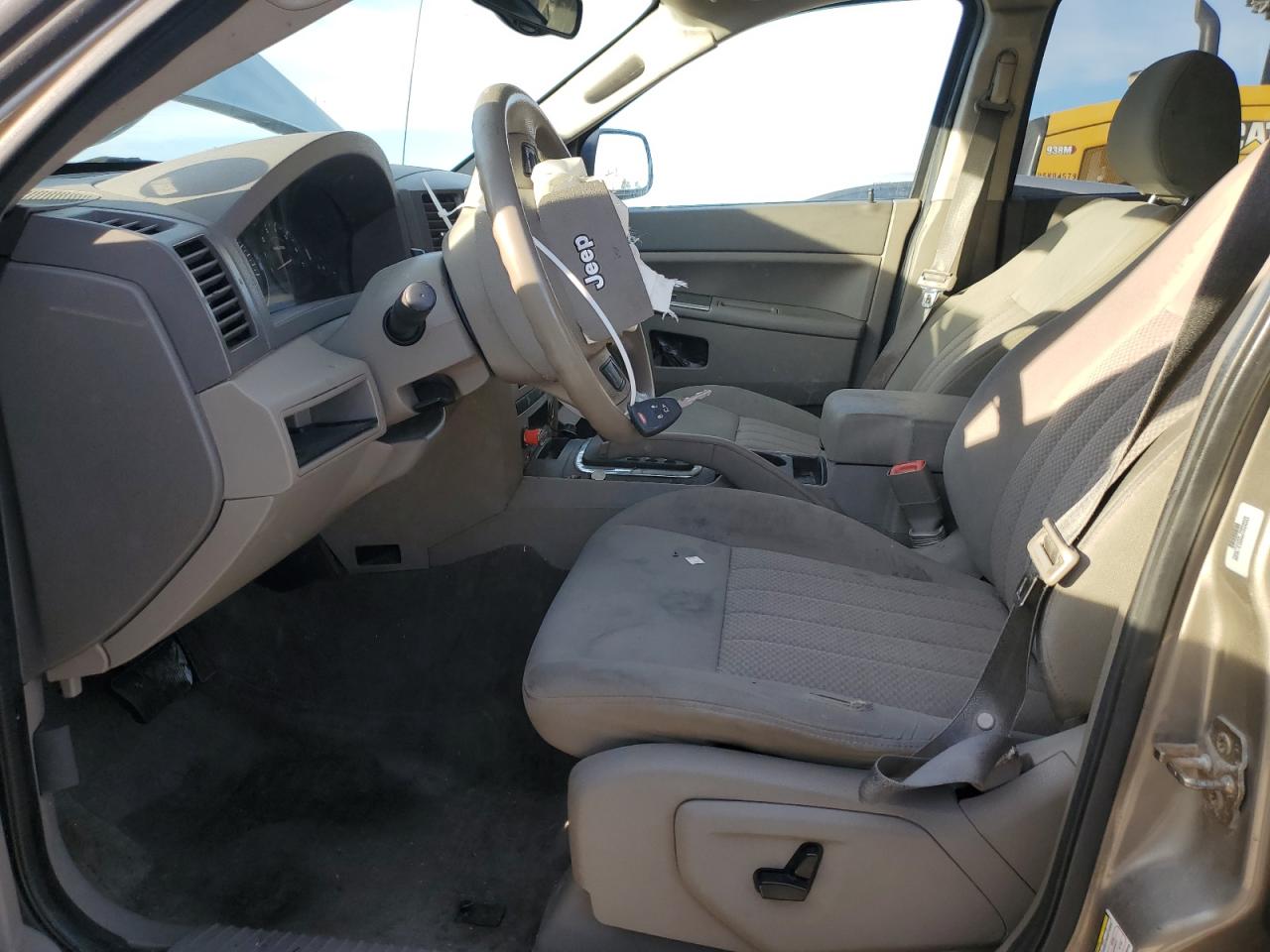 Jeep Grand Cherokee Laredo Image 5