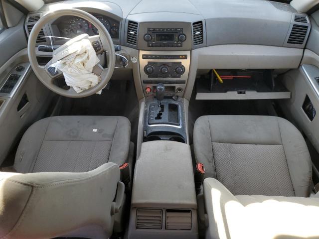 Jeep Grand Cherokee Laredo Image 8