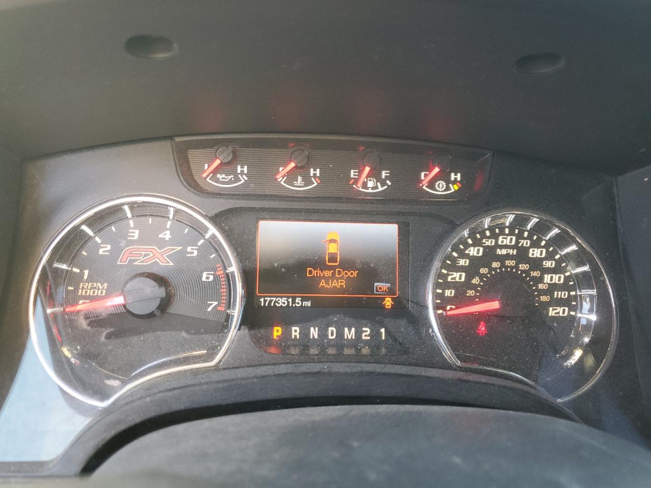 Ford F-150 Supercrew Image 3