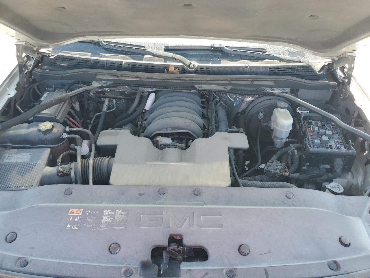 GMC Sierra K1500 Slt Image 3