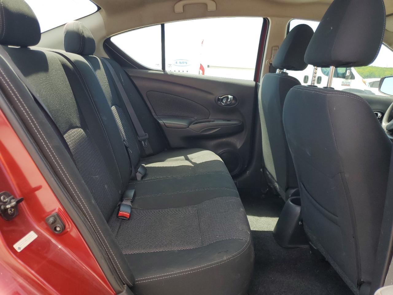 Nissan Versa S Image 5