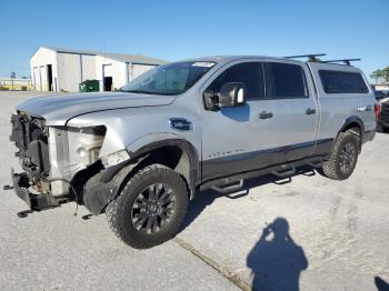  Salvage Nissan Titan