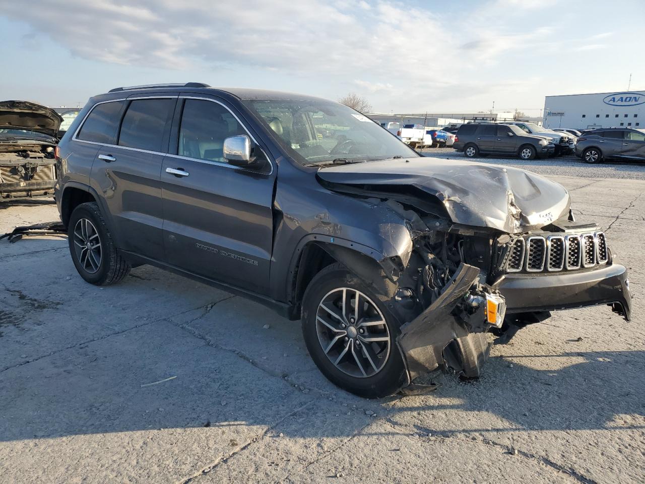 Jeep Grand Cherokee Limited Image 2