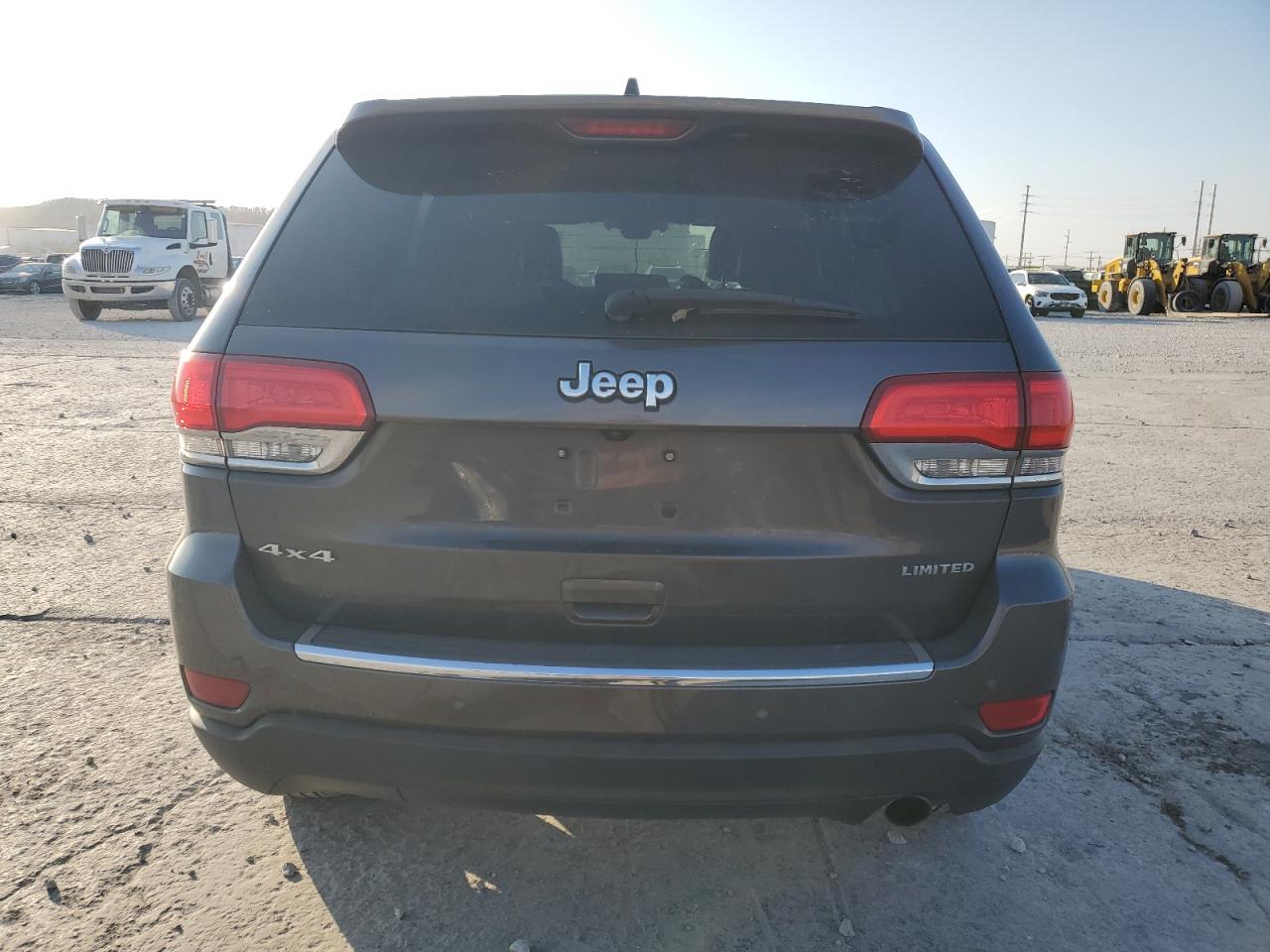 Jeep Grand Cherokee Limited Image 8