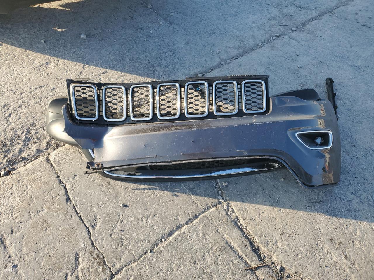 Jeep Grand Cherokee Limited Image 10